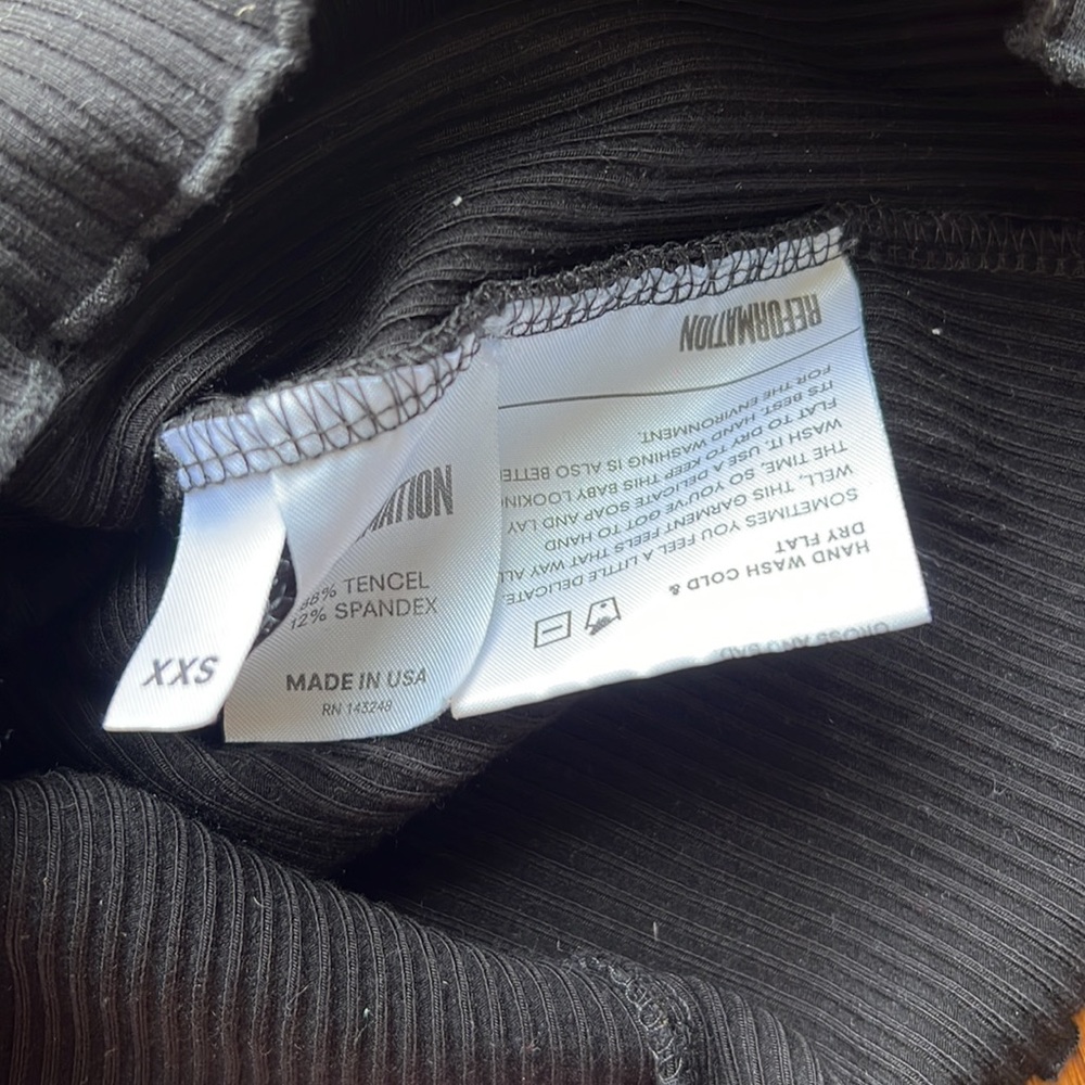 REFORMATION crop top - Picture 3 of 3